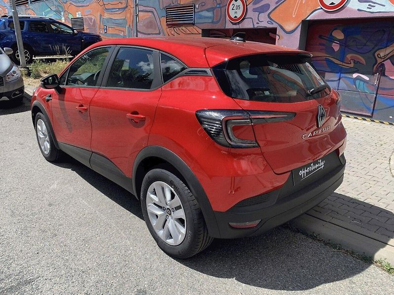Renault Captur (2026) Evolution TCe 115 - fotka 5 z 10