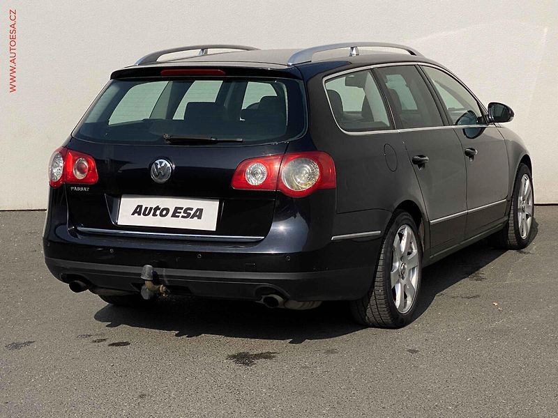 Volkswagen Passat (2006) 3.2FSi 4x4, DSG - fotka 4 z 16