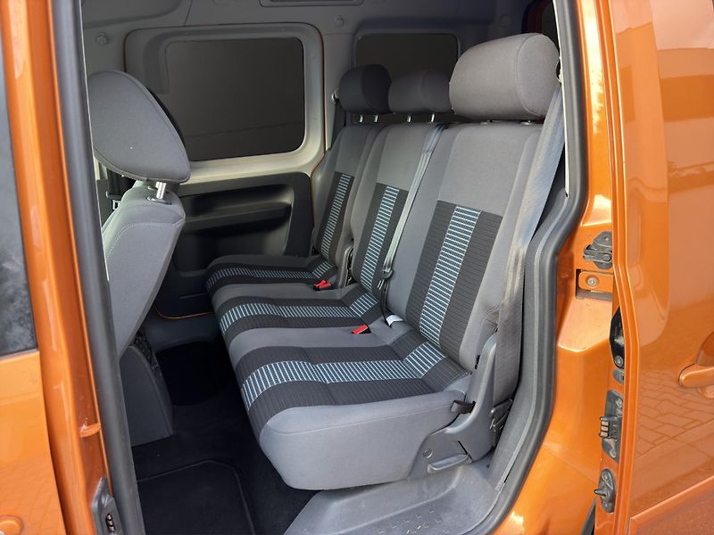 Volkswagen Caddy (2014) - fotka 13 z 27