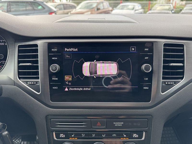 Volkswagen Golf Sportsvan (2018) 1.5TSi LED Navi Kamera - fotka 13 z 50