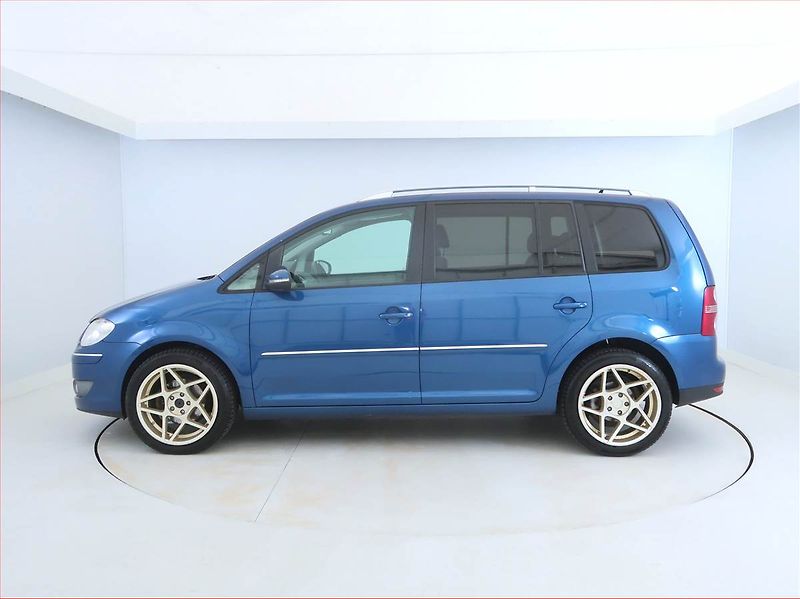 Volkswagen Touran (2009) 2.0 TDI, Serv.kniha, po STK - fotka 3 z 13