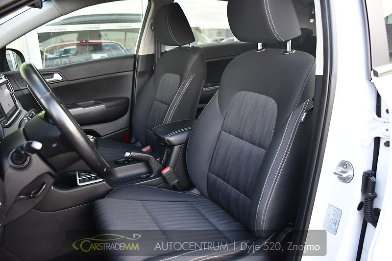 Kia Sportage 1,6CRDi   - fotka 12 z 38