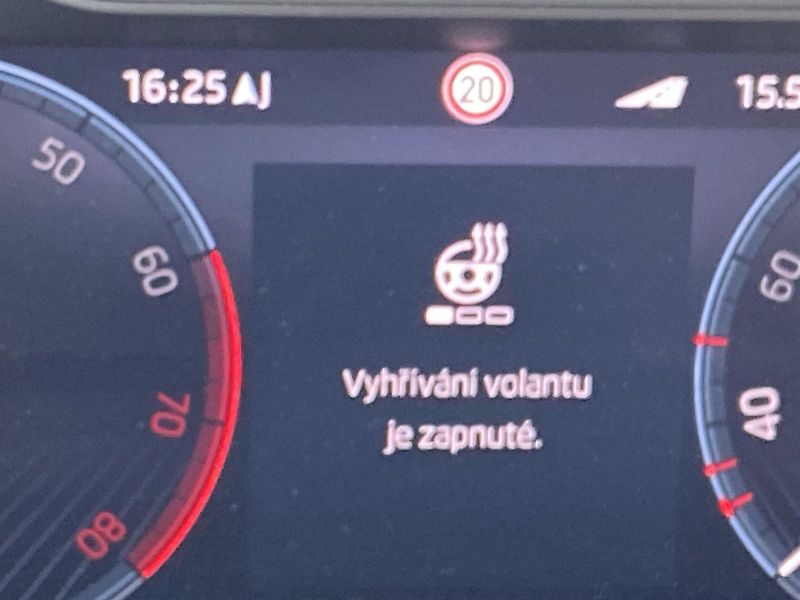 Škoda Superb (2022) Combi 2,0 TSI 4x4 DSG L&K - fotka 34 z 45