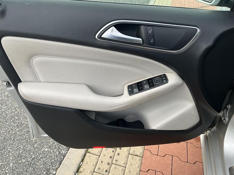 Mercedes-Benz Třídy B 180 CDi ČR - fotka 10 z 32