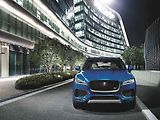 Jaguar F-Pace.
