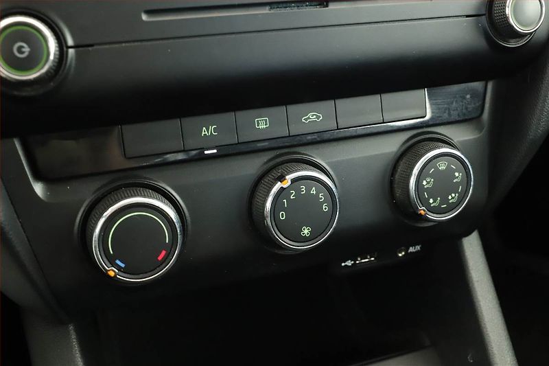 Škoda Octavia (2016) 1.6 TDI - fotka 12 z 14
