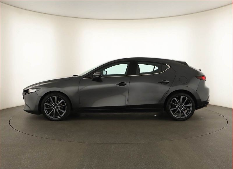 Mazda 3 (2020) 2.0 Skyactiv-G, ČR,1.maj, Navi - fotka 3 z 15