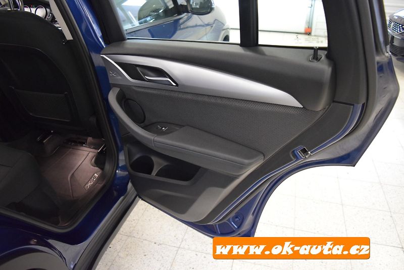 BMW X3 2.0d xDRIVE PRAV.SERVIS BMW - fotka 25 z 74