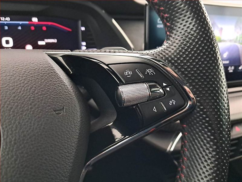 Škoda Octavia (2021) RS 2.0 TDI 4x4 - fotka 25 z 25