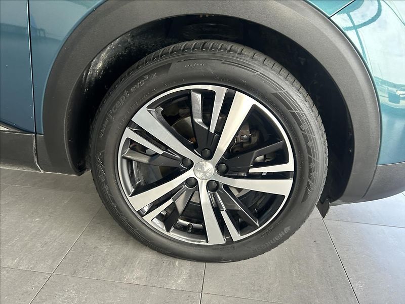 Peugeot 5008 1,5   7.MÍST,ČR,SERVISKA,ZÁRUK - fotka 19 z 20
