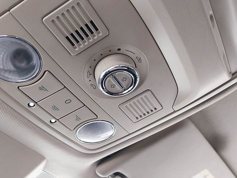 Škoda Octavia (2017) Laurin&Klement 1.8 TSI, 4X4 - fotka 25 z 25