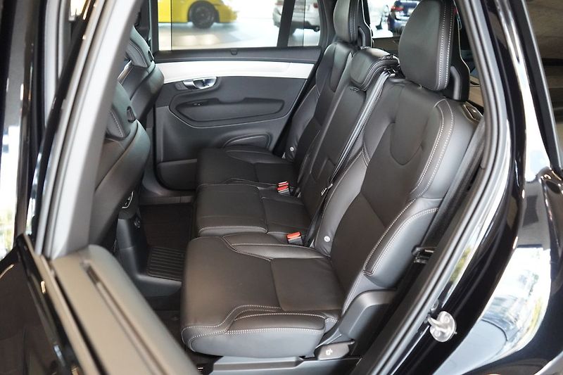 Volvo XC90 T8 PLUS Black Edition, Vzduch - fotka 45 z 50