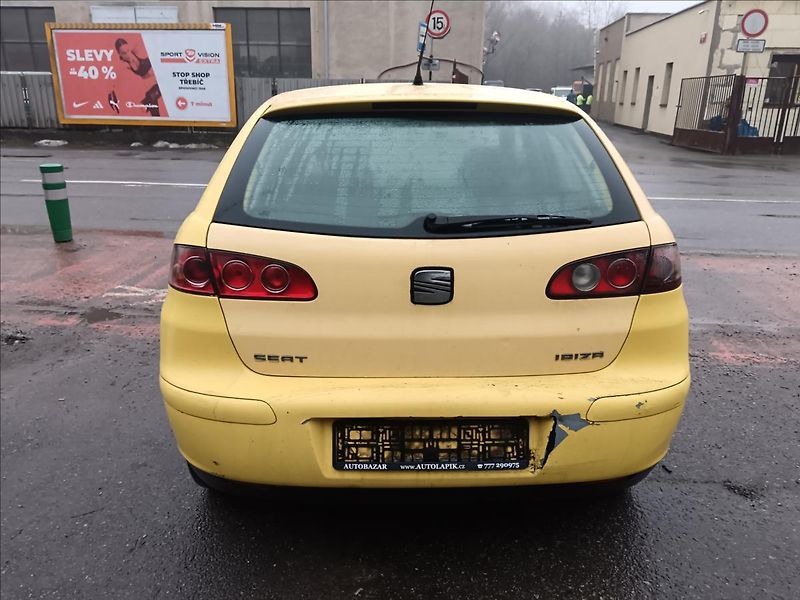 Seat Ibiza 1,4 i Reference - fotka 9 z 16