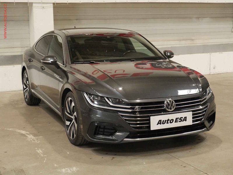 Volkswagen Arteon (2020) 2.0TSi, ČR, DSG, LED - fotka 1 z 22