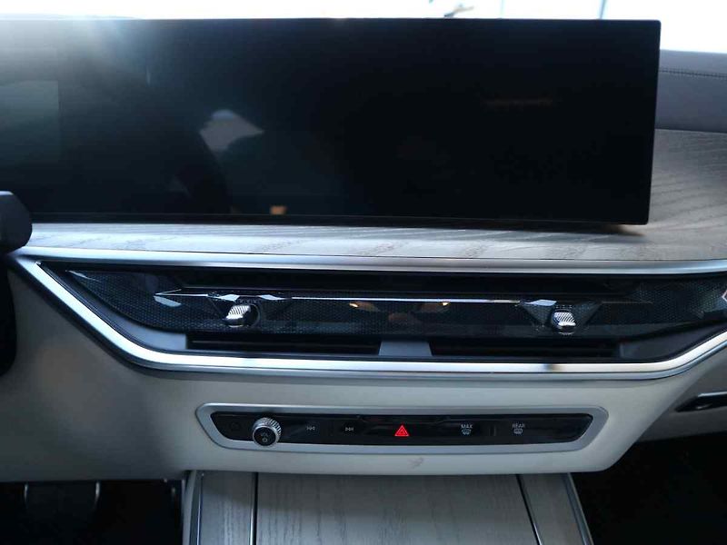 BMW X5 (2026) - fotka 10 z 10