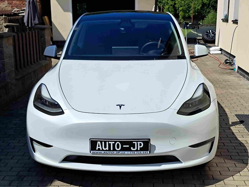 Tesla Model Y (2023) AWD Long Range  ACC  LED  NAVI - fotka 7 z 17
