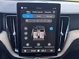 Volvo XC60 B5 AWD PLUS/360/1 maj/ + kola - náhled 39