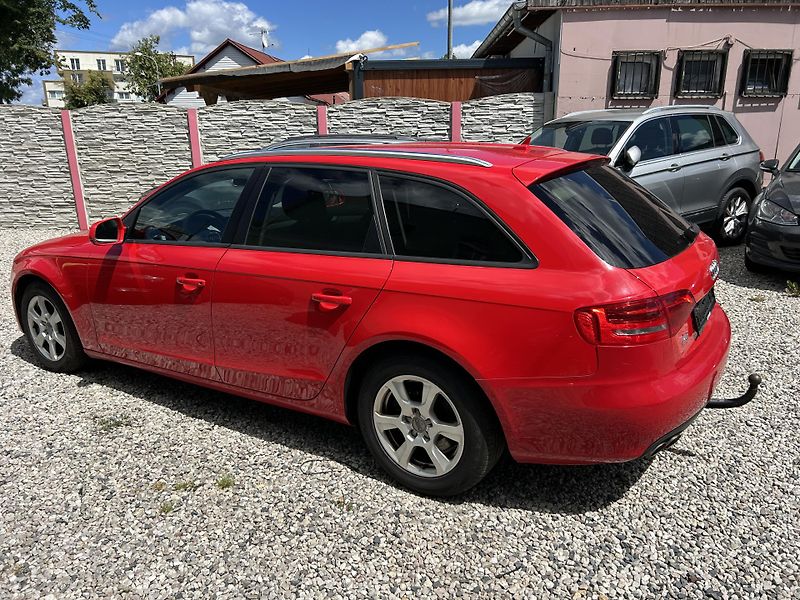 Audi A4 (2010) 2.0 TDi 105 KW manuál  - fotka 10 z 24