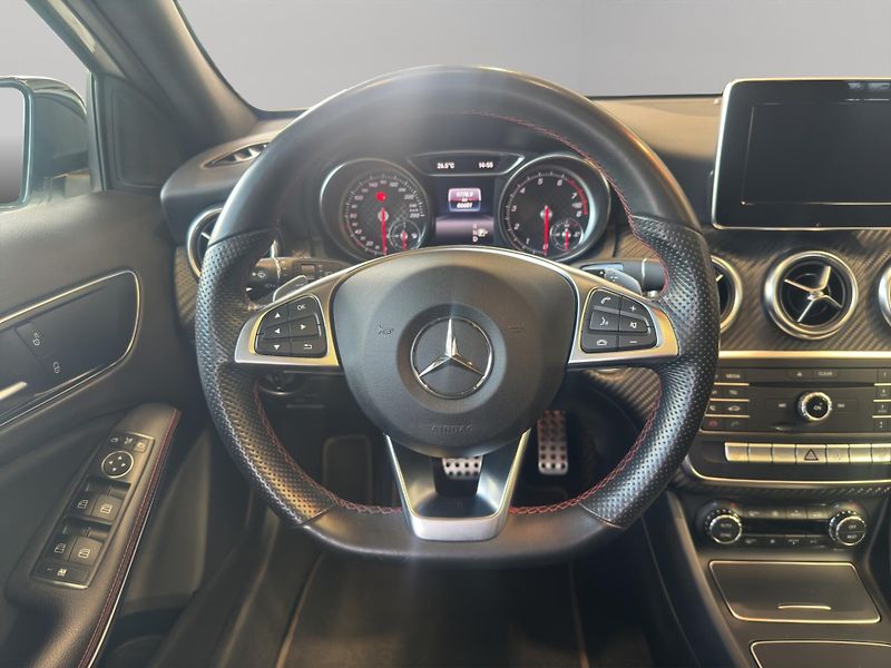 Mercedes-Benz Třídy A (2017) A 200 AMG Line - fotka 10 z 23