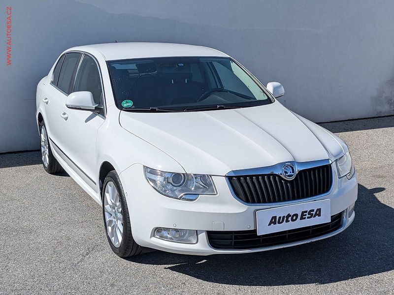 Škoda Superb (2011) 2.0 TDi 4x4, ČR, Navi, bixen - fotografie inzerátu
