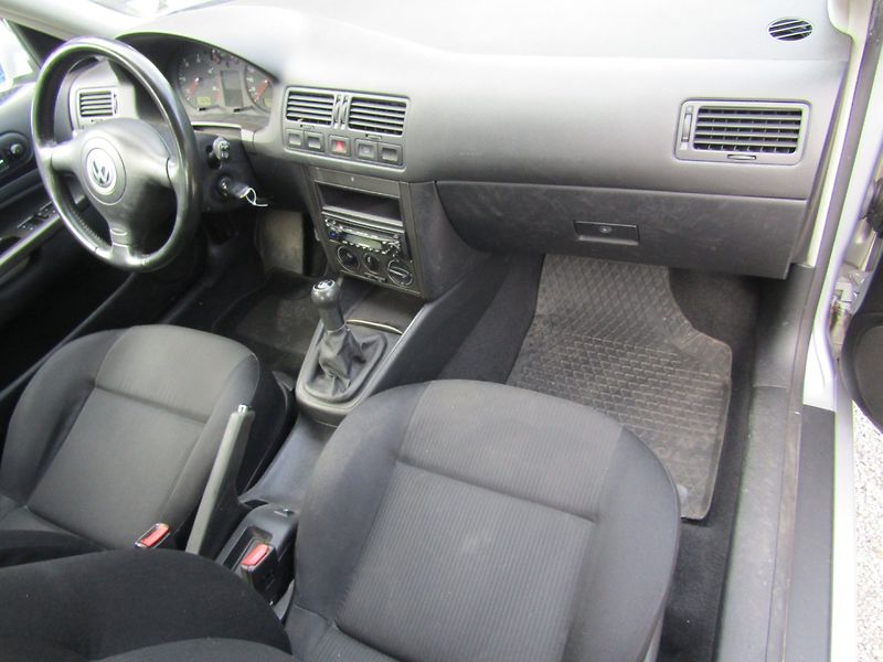 Volkswagen Bora (2000) 1.9 TDI 66kW  BEZ KOROZE - fotka 14 z 33