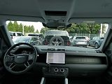 Land Rover Defender (2026) 110 3,0 X-Dynamic SE D200 - náhled 17