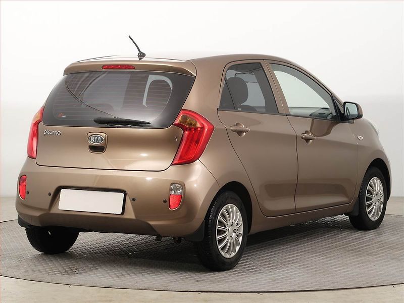 Kia Picanto (2012) 1.0, Serv.kniha, Park. senzory - fotka 5 z 14