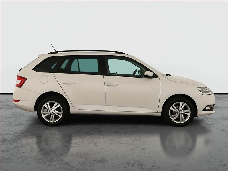 Škoda Fabia (2021) Style 1.0 TSI, ČR,1.maj - fotka 6 z 14