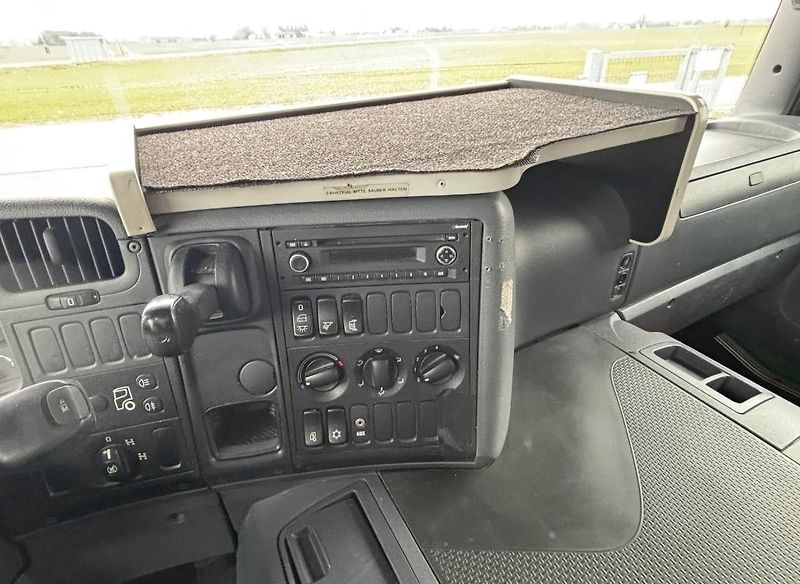 Scania (2015) P 410 8x4 MIX 9m3 EURO 6 - fotka 18 z 21
