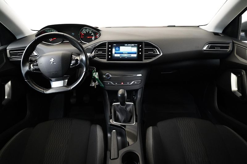 Peugeot 308 - fotka 5 z 25