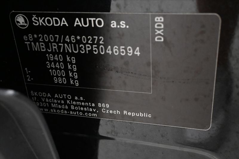 Škoda Karoq 1,5 TSI 110kW DSG Style Záruka - fotka 12 z 31