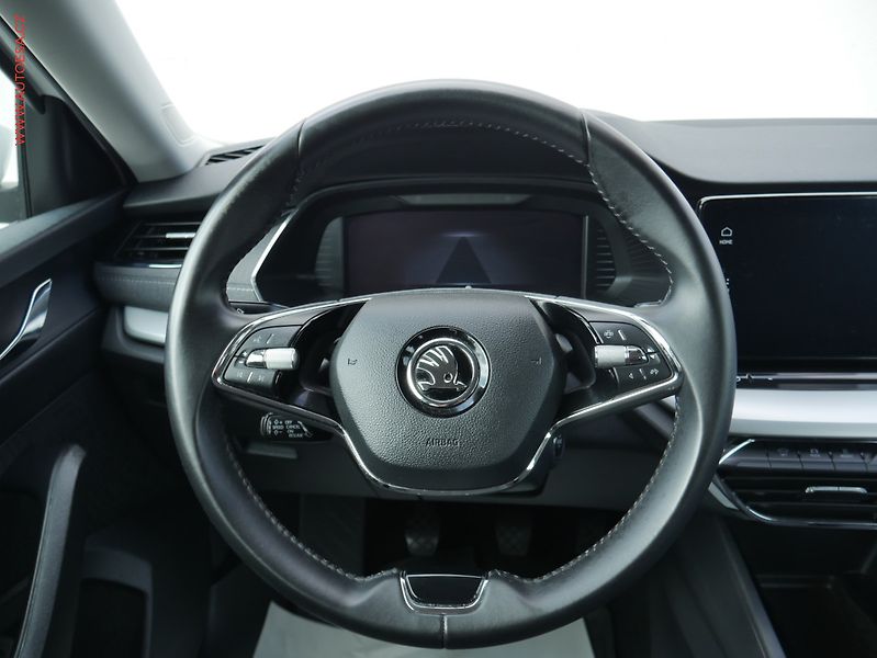 Škoda Octavia (2021) 2.0 TDi, ČR, Style, LED, navi - fotka 11 z 17