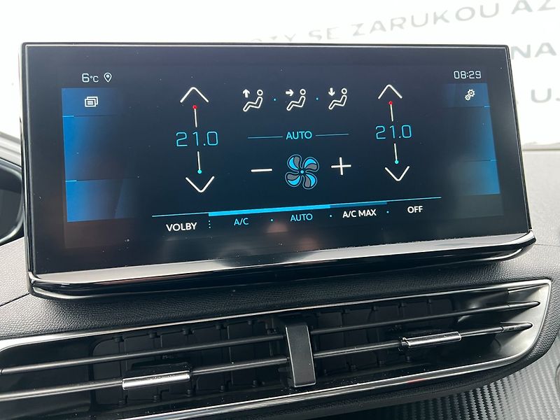 Peugeot 3008 (2022) 1.2PT 96kW! Navi! Full LED! - fotka 25 z 34
