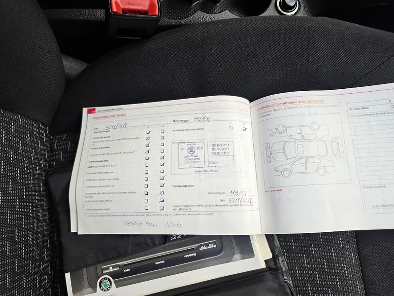 Škoda Octavia 1.2 TSI 6ti rychlostní  - fotka 27 z 36