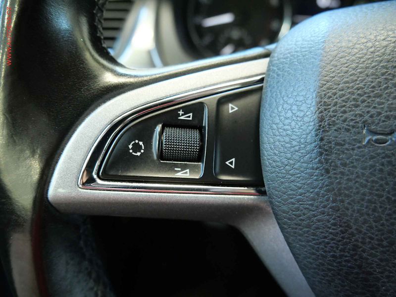 Škoda Rapid (2015) 1.2 TSI, 2.maj,ČR, AC - fotka 15 z 19