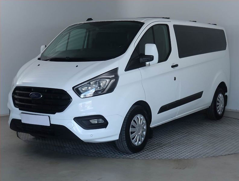 Ford Transit Custom (2020) Trend 2.0 EcoBlue, Bus, 9Míst - fotka 2 z 17