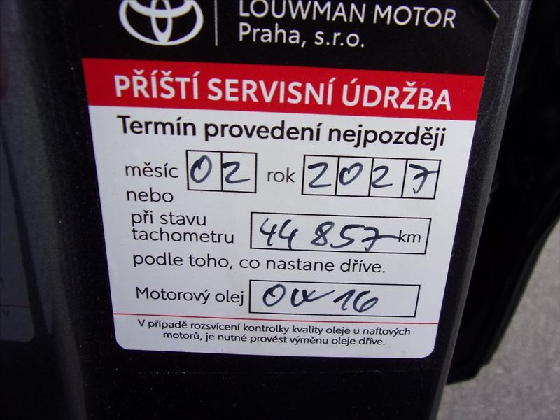 Toyota RAV4 2,5 PHEV 4WD Executive odp.DPH - fotka 32 z 33