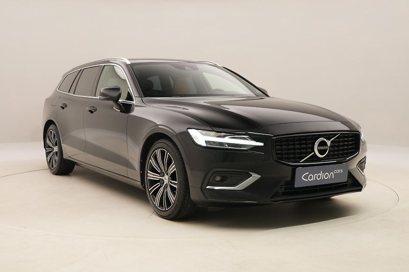 Volvo V60 D4 AWD INSCRIPTION AUT - fotka 14 z 46