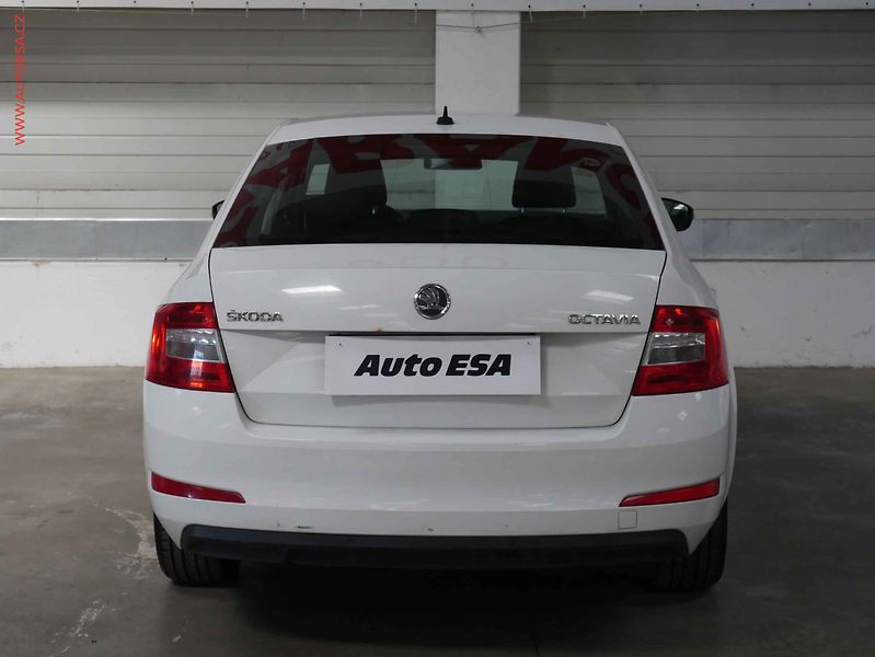Škoda Octavia (2014) 1.4 G-TEC, ČR, bixen, autoAC - fotka 5 z 18