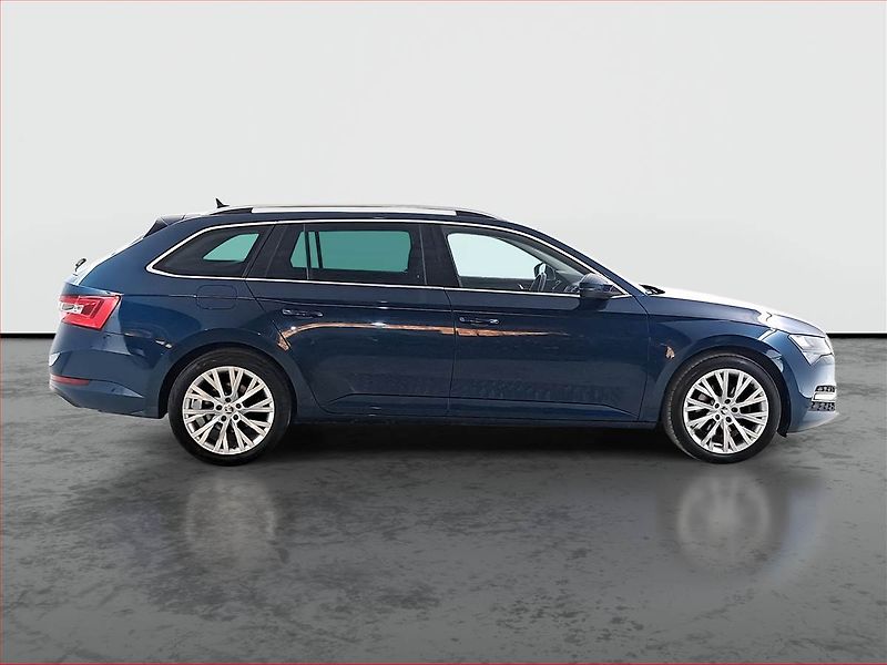 Škoda Superb (2023) Style 2.0 TDI - fotka 6 z 21