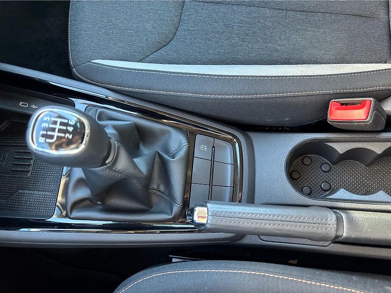 Škoda Scala 1.0 TSI 85 kW TOP SELECTION - fotka 21 z 30