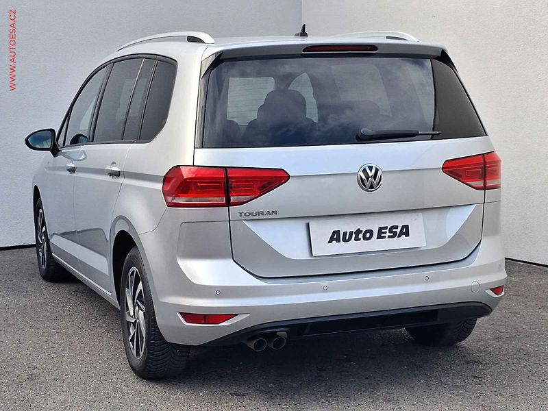 Volkswagen Touran (2019) 2.0 TDi, Join, DSG, navi, TZ - fotka 6 z 17