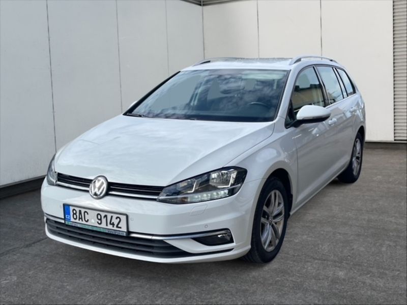Volkswagen Golf 1,5 TSI Evo Highline - fotka 3 z 11