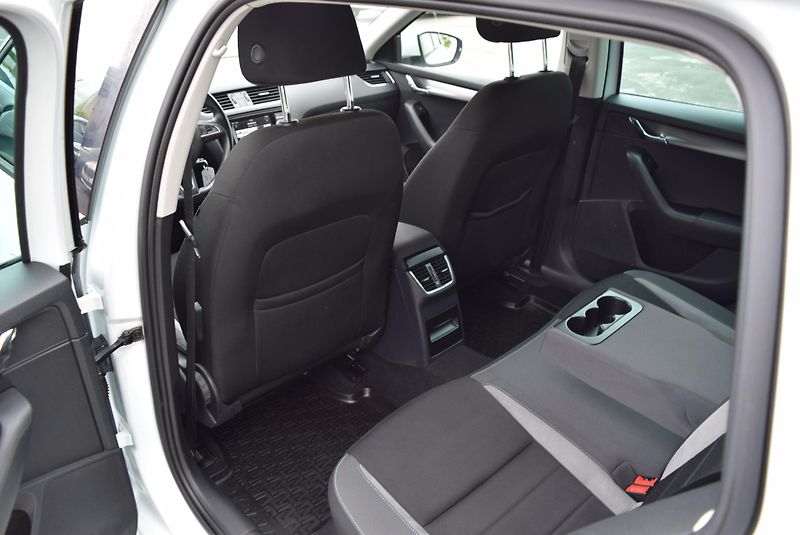 Škoda Octavia (2016) 2.0TDI 110kw ED. JOY BIXEN TAŽ - fotka 16 z 48