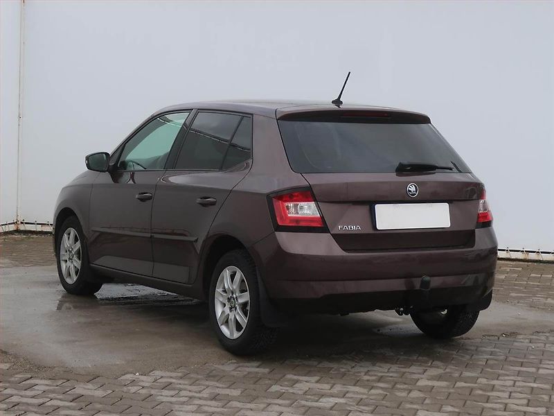 Škoda Fabia (2015) Style 1.2 TSI, Serv.kniha - fotka 4 z 14