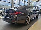 BMW Řada 5 M550i xDrive - náhled 10