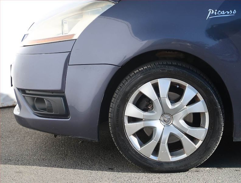 Citroën C4 Picasso (2008) 2.0 HDi 135, Automat, 7 míst - fotka 15 z 19