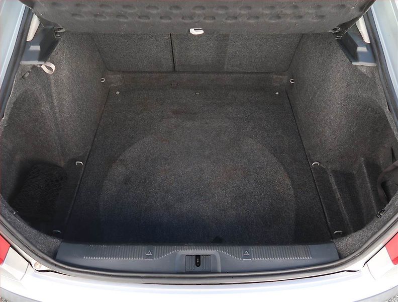 Škoda Octavia (2006) Ambiente 1.9 TDI, Serv.kniha - fotka 13 z 16