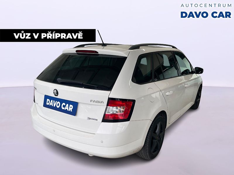 Škoda Fabia 1,2 TSI 81kW CZ Style Navi - fotka 5 z 12