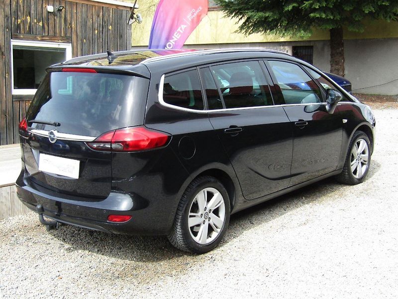 Opel Zafira (2015) 2.0 CDTi ÚPLNÁ SERVISNÍ HISTOR - fotka 11 z 48